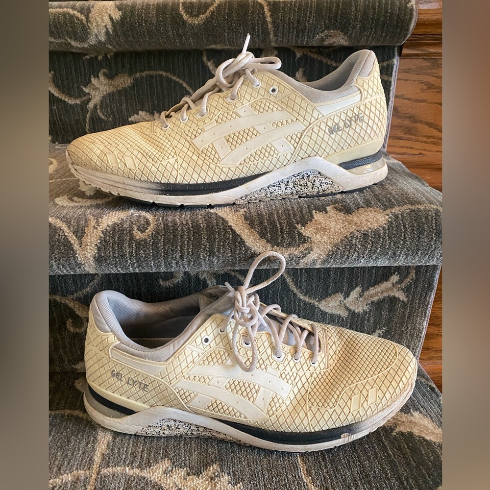 ASICS white mens size 12 shoes
